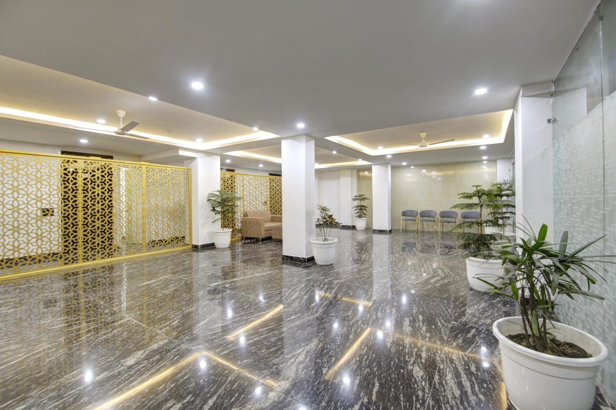Limewood Stay - Millennium Huda City Center Γκουργκάον Εξωτερικό φωτογραφία