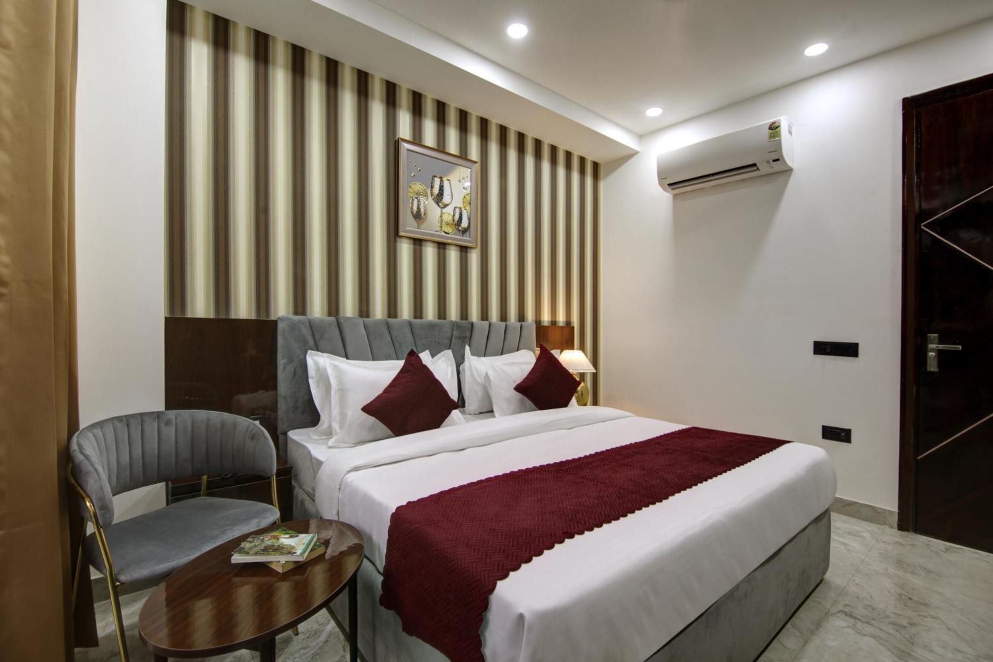 Limewood Stay - Millennium Huda City Center Γκουργκάον Εξωτερικό φωτογραφία