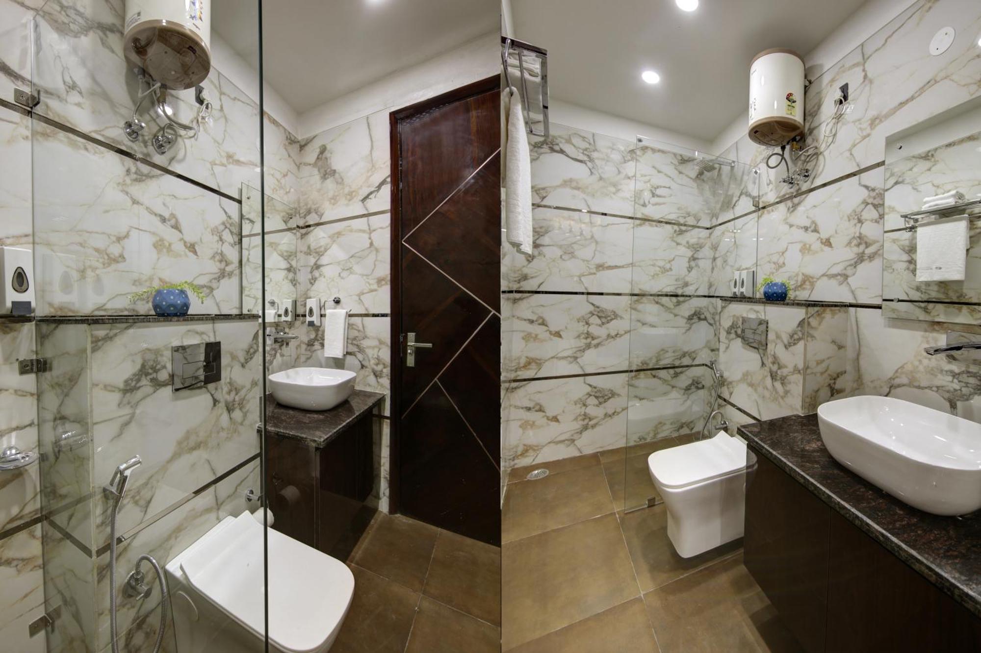 Limewood Stay - Millennium Huda City Center Γκουργκάον Εξωτερικό φωτογραφία